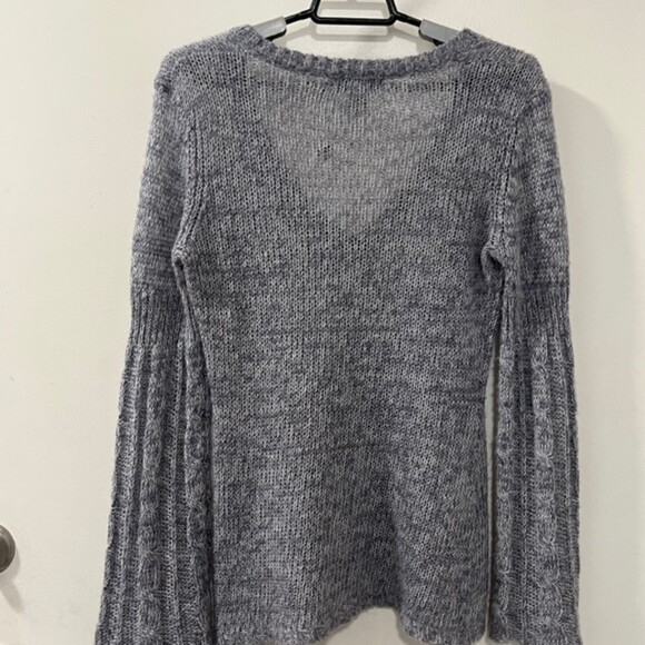 Next Era Couture Gray VNeck Pullover Mohair Ramie Wool Bell Sleeve Sweater Sz M - Picture 12 of 12